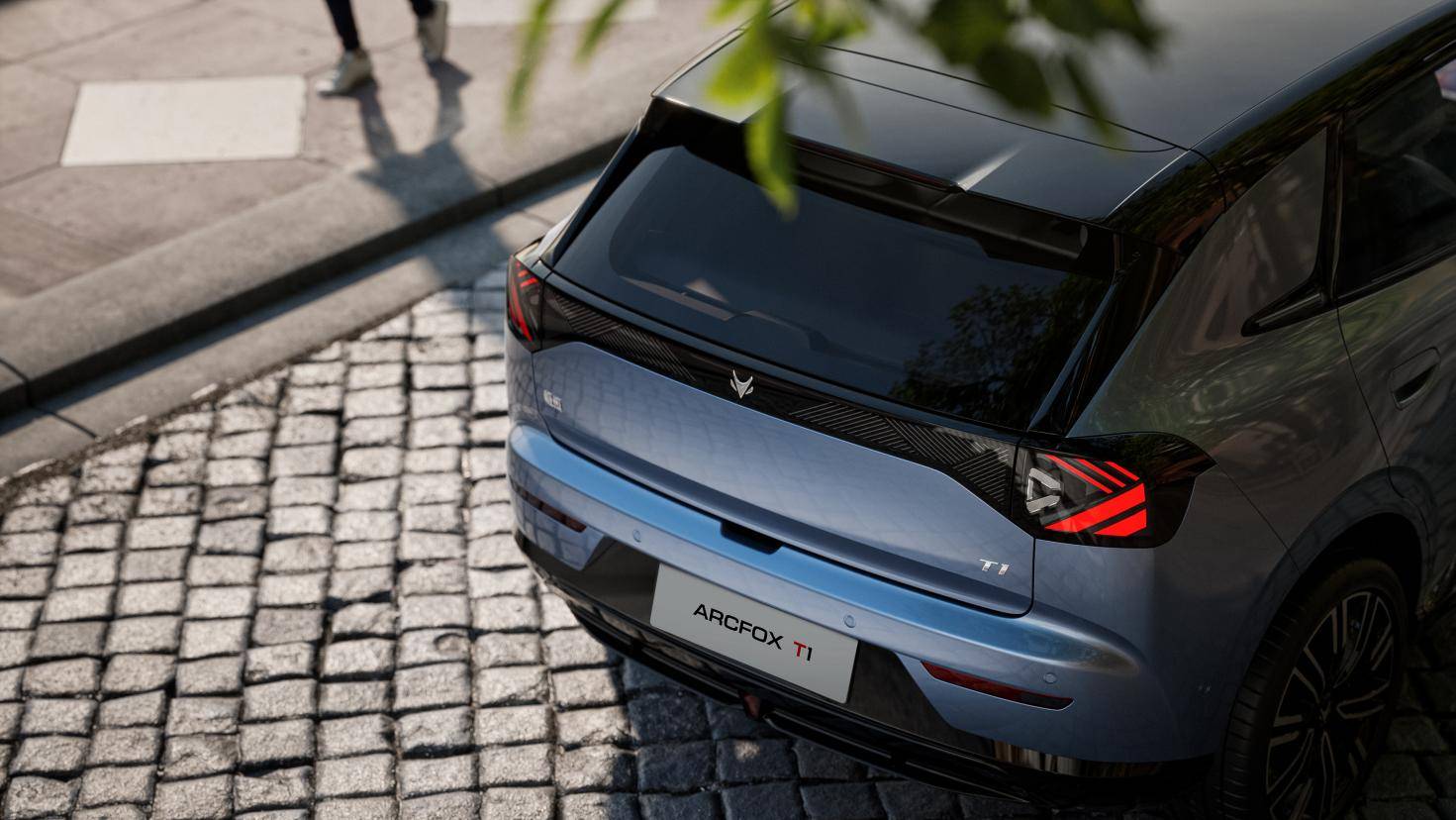 定位A0級/軸距2770mm 極狐T1官圖發布