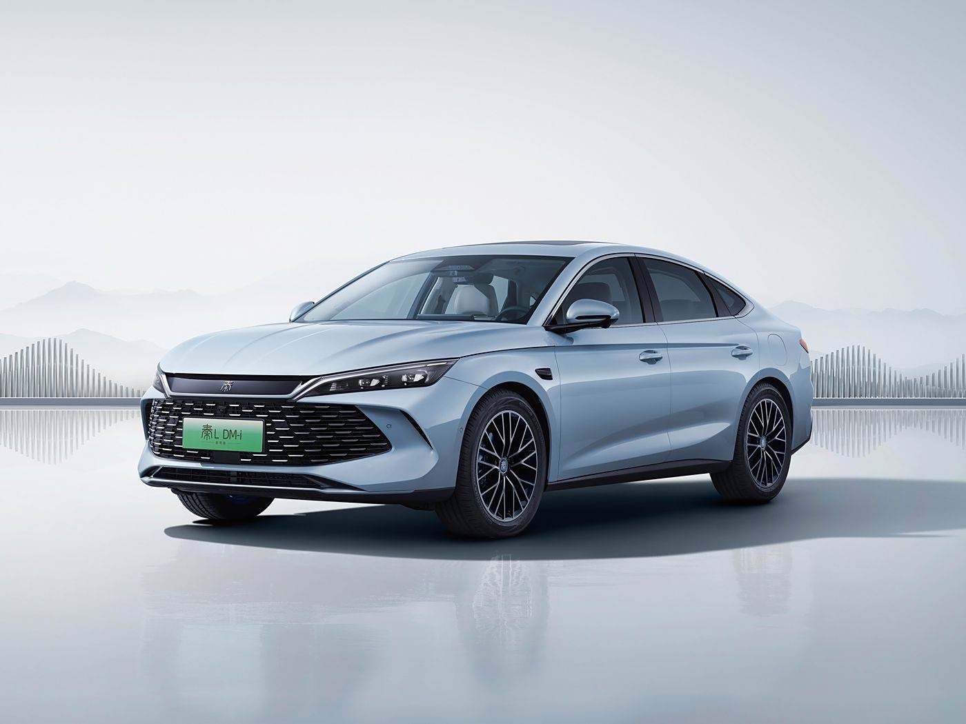 根本勸不住!很多人,只有買了插混和增程,才會(huì)心甘情愿買純電