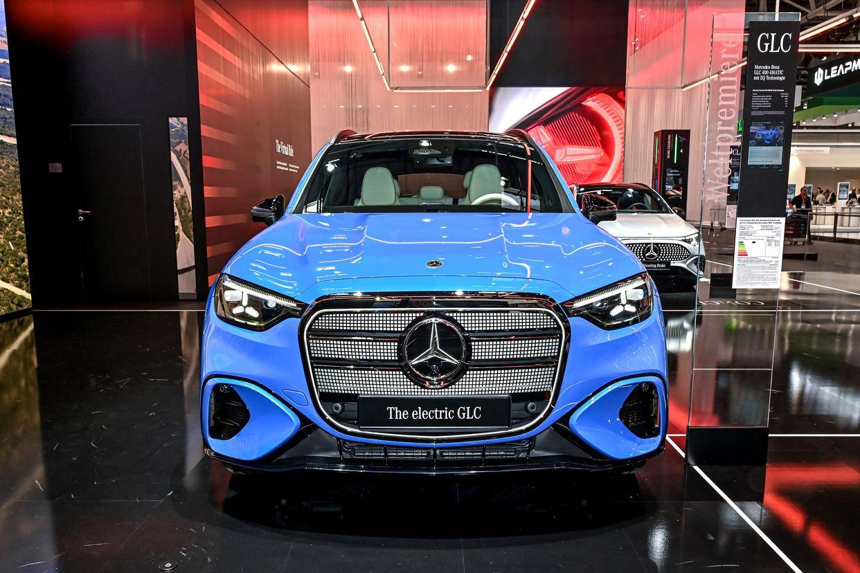 國產全新奔馳GLC EV諜照曝光 軸距或再加長