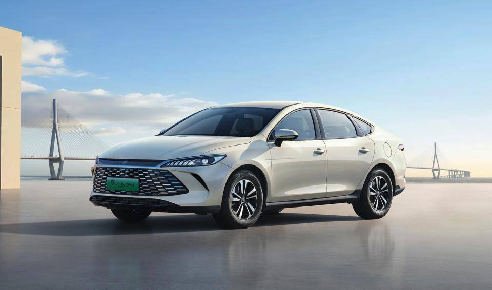 兩個信號,撲滅燃油車“翻身”的火苗,合資品牌明年要倒點霉了