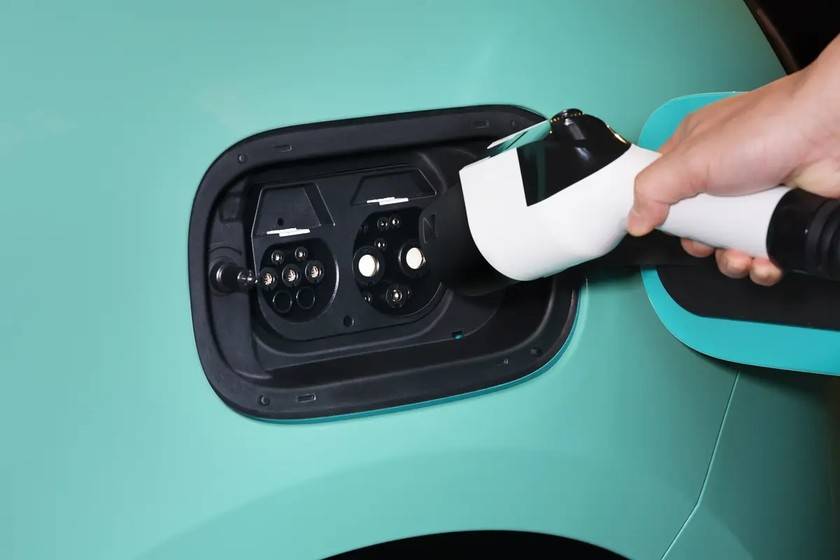 確認過眼神,埃尚是想“卷”死同行的人