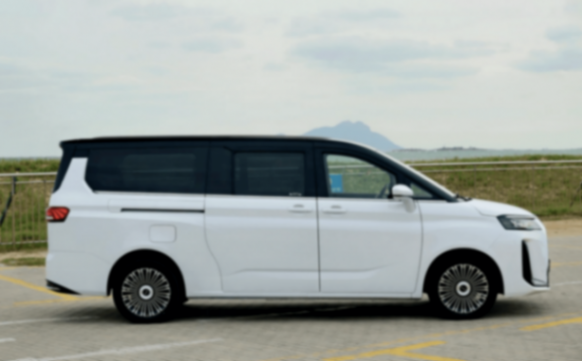 銳勝M8以“實干家”精神,重塑MPV的“價值從容”