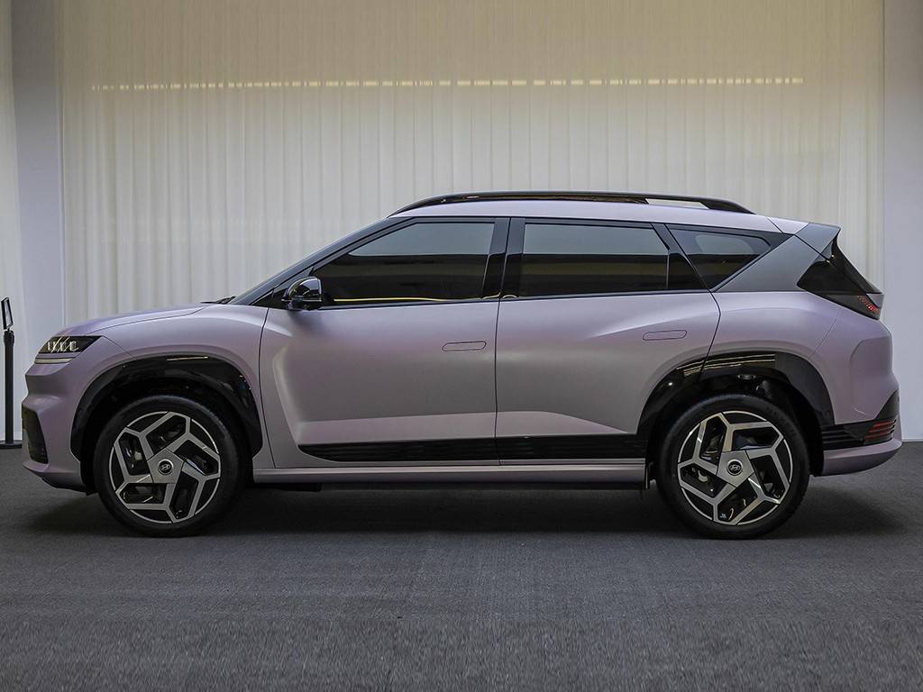 北京現代EO羿歐上市,11.98萬起能撬動純電SUV市場?