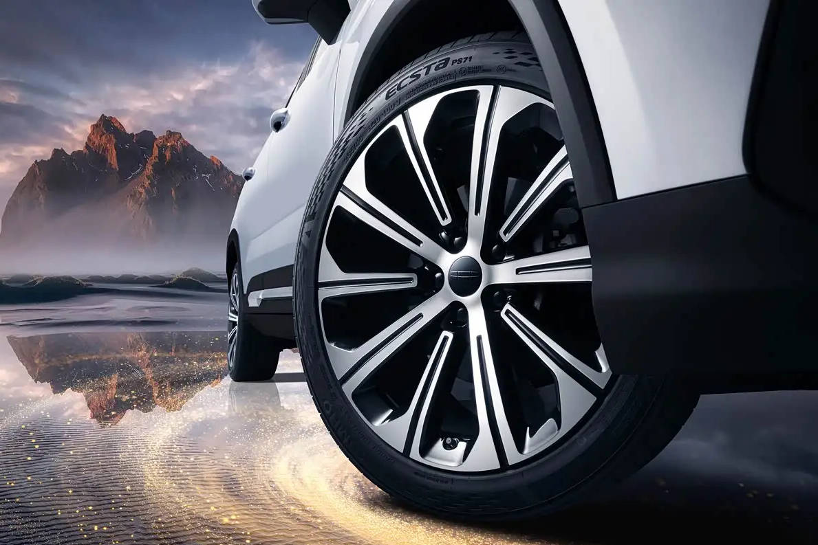 新款吉利豪越L官圖發布 定位中型SUV/多種座椅布局