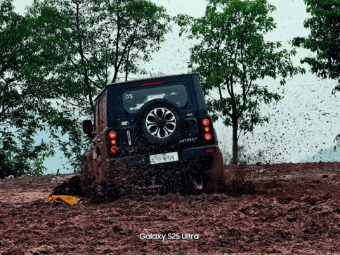 荒野趣玩212 T01柴油版,越野場(chǎng)上的用實(shí)力續(xù)寫半世情懷