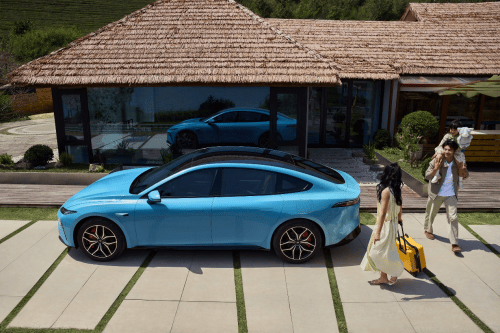 五連桿懸掛 + 全框副車架 2025年東風奕派 007 品質硬核