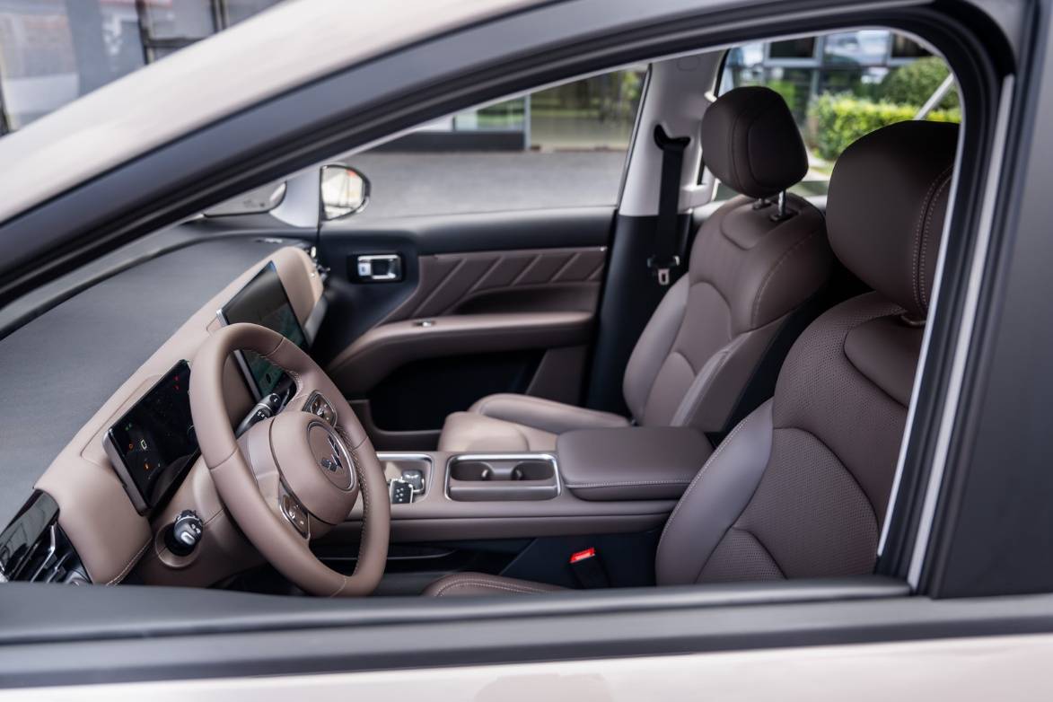 燃油、插混、純電三大動力可選 星光730上市,售價7.3萬起